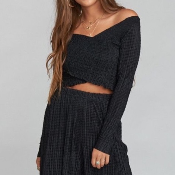 Perfect Condition Show Me Your Mumu Black Crop Top - Picture 12 of 12